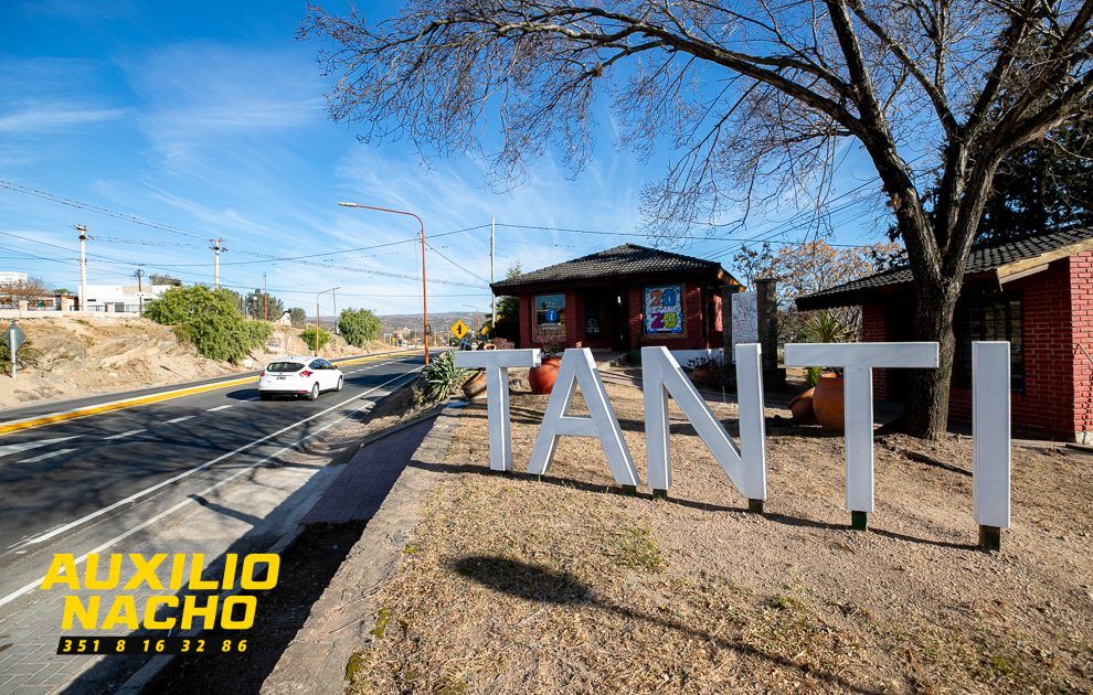 traslados de vehiculos en Tanti - Auxilio Nacho